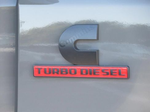 Certified 2026 RAM 3500 Laramie AWD/4WD image 9