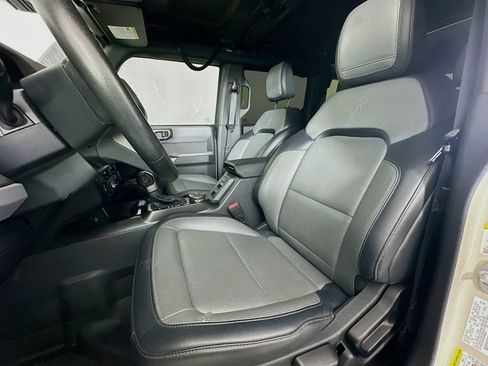 Used 2022 Ford Bronco Everglades AWD/4WD image 21