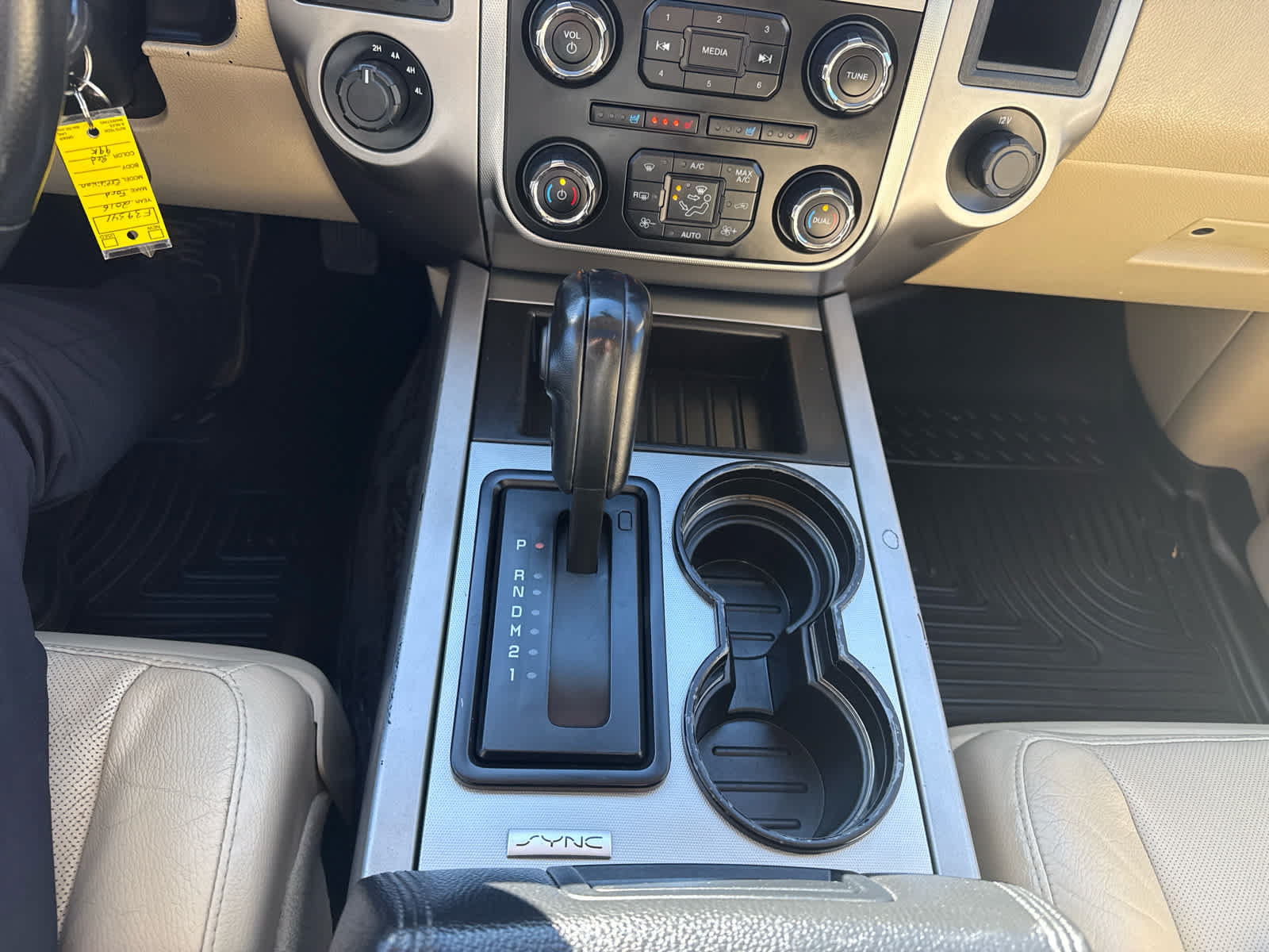 Used 2016 Ford Expedition EL XLT w/ Equipment Group 202A AWD/4WD image 25