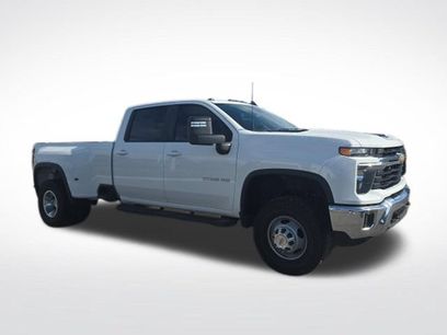 Used 2025 Chevrolet Silverado 3500 LT