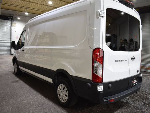 Used 2024 Ford Transit 250 148 Medium Roof w/ Load Area Protection Package RWD image 5