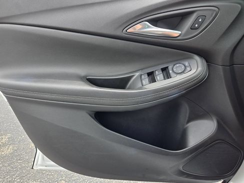 Used 2025 Buick Encore GX Preferred FWD image 26