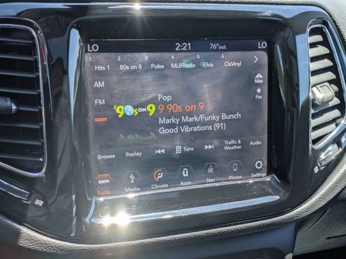 Used 2019 Jeep Compass Latitude AWD/4WD image 20