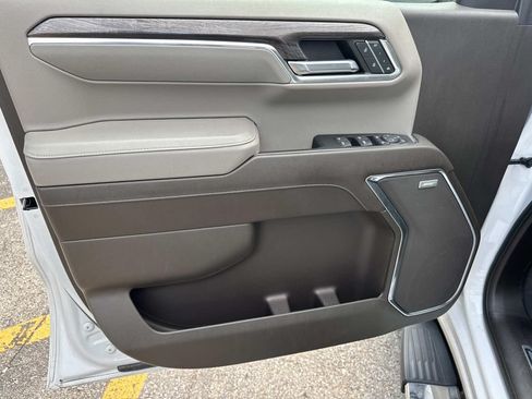Used 2022 Chevrolet Silverado 1500 LTZ RWD image 19