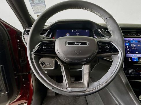 Used 2023 Jeep Grand Cherokee Overland w/ Luxury Tech Group IV image 12