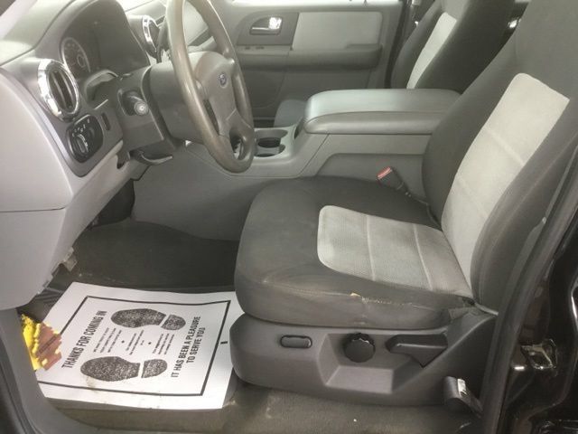 Used 2005 Ford Expedition XLT AWD/4WD image 13