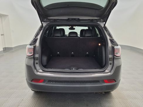 Used 2021 Jeep Compass Latitude w/ Sun and Sound Group FWD image 29