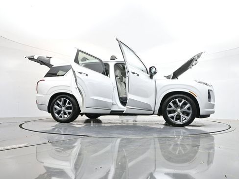 Used 2021 Hyundai Palisade Limited image 46