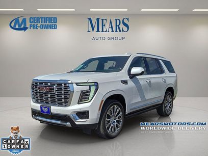 Used 2025 GMC Yukon Denali w/ Sun & Power Step Package