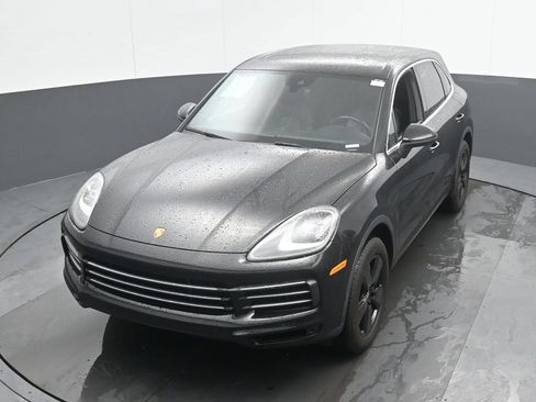 Used 2022 Porsche Cayenne Platinum Edition AWD/4WD image 37
