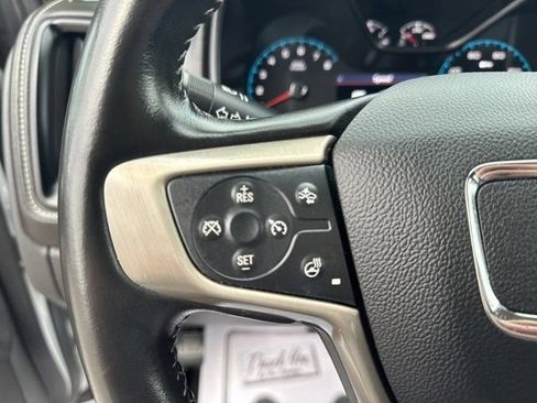 Used 2021 GMC Canyon Denali image 26