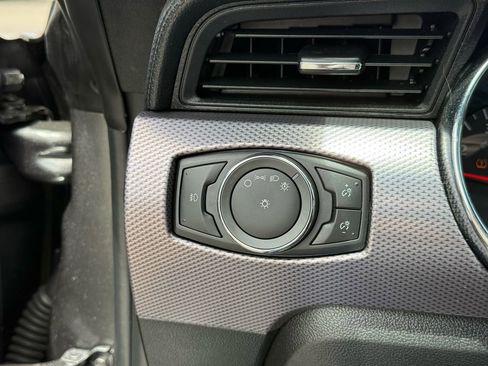 Used 2017 Ford Mustang GT RWD image 19