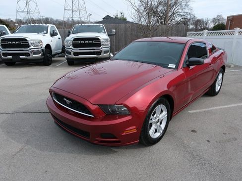 Used 2014 Ford Mustang V6 image 11