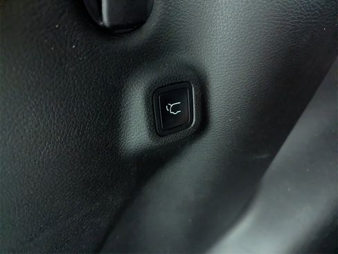 Certified 2023 Jeep Compass Altitude w/ Convenience Group image 18