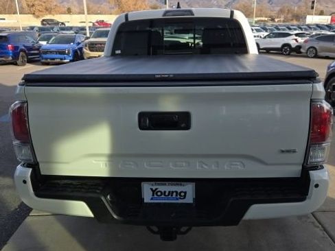 Used 2023 Toyota Tacoma TRD Off-Road w/ Technology Package image 5