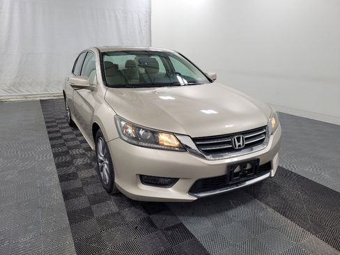Used 2015 Honda Accord EX image 13