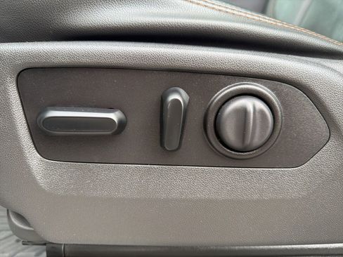 Used 2020 GMC Sierra 1500 AT4 w/ AT4 Premium Package image 35