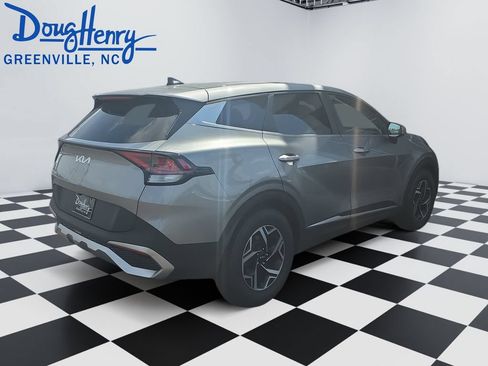 Used 2023 Kia Sportage LX FWD image 5