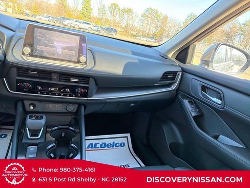 Certified 2025 Nissan Rogue SV w/ SV Premium Package image 34