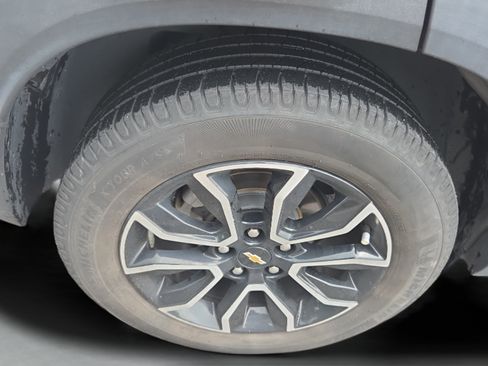 Used 2021 Chevrolet TrailBlazer ACTIV w/ Sun and Liftgate Package FWD image 33