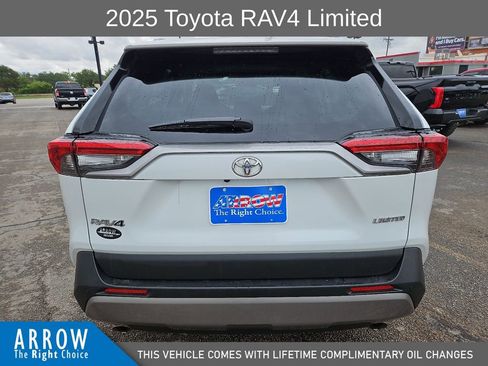 Used 2025 Toyota RAV4 Limited FWD image 11