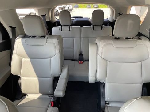 New 2026 Ford Explorer Active w/ Active Comfort Package AWD/4WD image 37