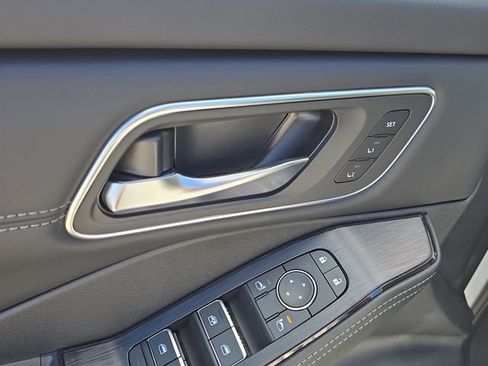 New 2026 Nissan Rogue Platinum image 19