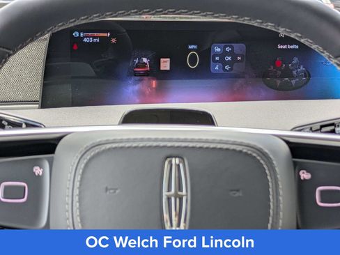 Certified 2026 Lincoln Navigator Reserve AWD/4WD image 13