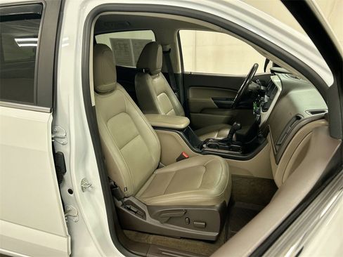 Used 2017 GMC Canyon SLT w/ Driver Alert Package image 23