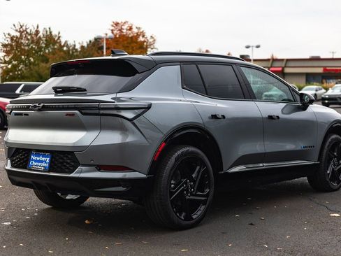 New 2026 Chevrolet Equinox EV RS image 28