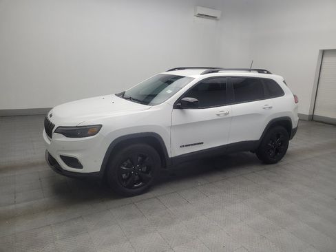 Used 2023 Jeep Cherokee Altitude Lux AWD/4WD image 2