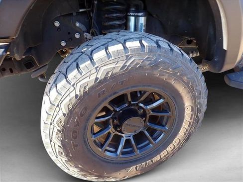 Used 2019 Ford F350 XLT w/ XLT Premium Package image 7