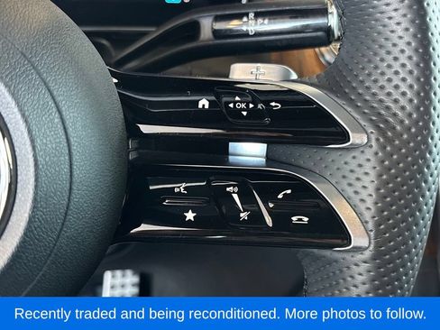 Used 2025 Mercedes-Benz GLC 300 4MATIC image 22