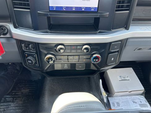 New 2026 Ford F550 4x4 Regular Cab Super Duty image 23