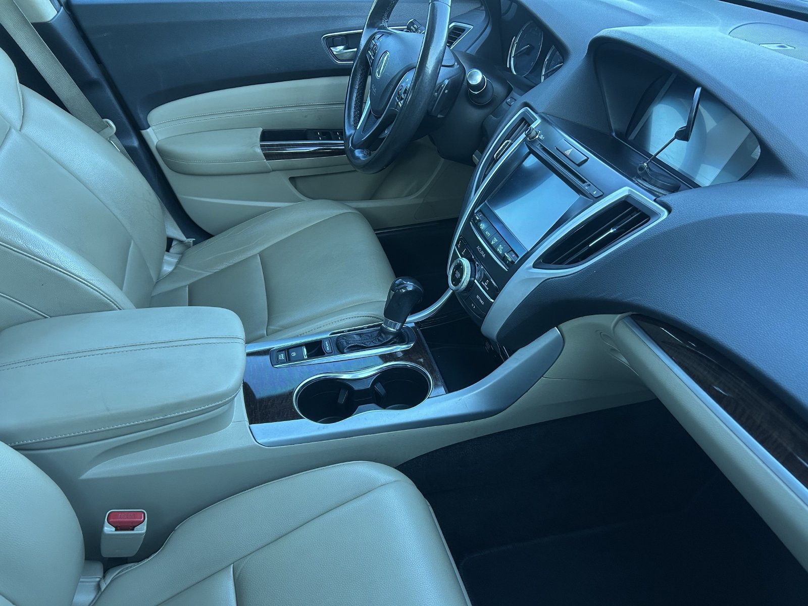 Used 2019 Acura TLX FWD image 10
