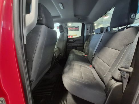 Used 2019 Chevrolet Silverado 1500 Custom Trail Boss w/ Custom Convenience Package AWD/4WD image 12