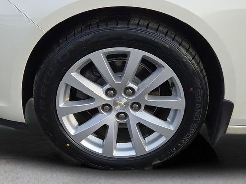 Used 2014 Chevrolet Malibu LT image 8