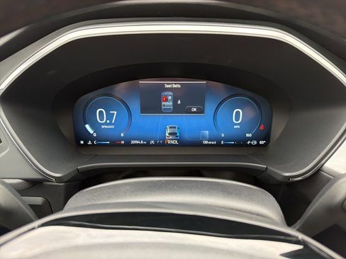 Used 2025 Ford Escape Platinum image 10