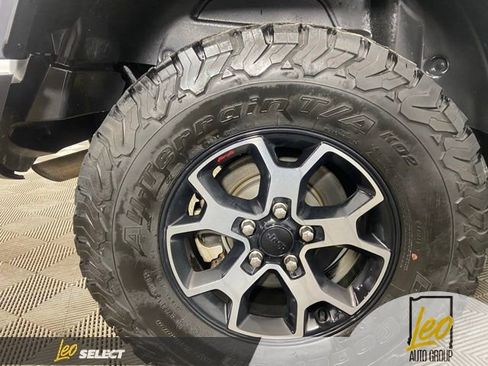 Used 2022 Jeep Wrangler Unlimited Rubicon AWD/4WD image 26