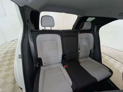 Used 2023 Chevrolet Equinox LS w/ LS Convenience Package FWD image 10