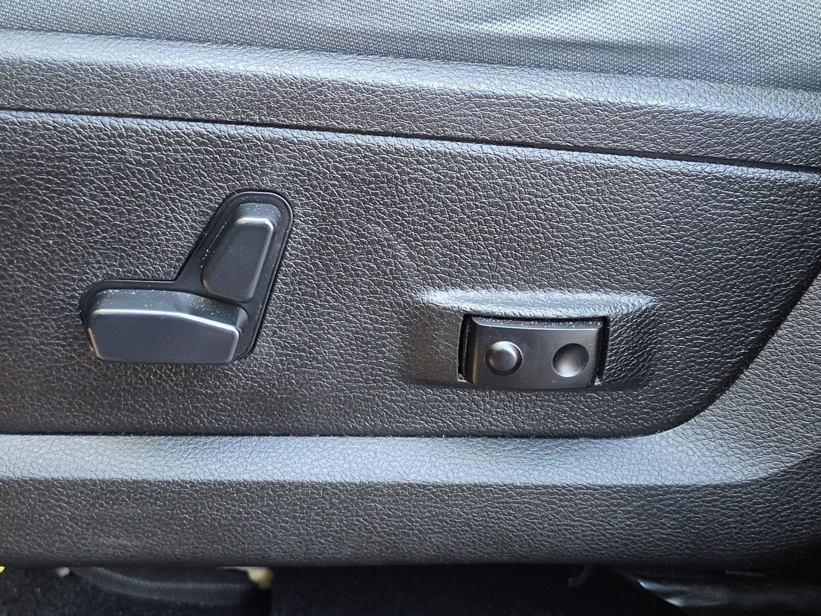 Used 2019 RAM 1500 Big Horn AWD/4WD image 14