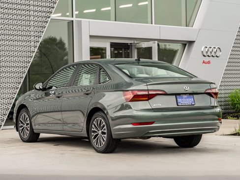 Used 2019 Volkswagen Jetta SEL FWD image 5