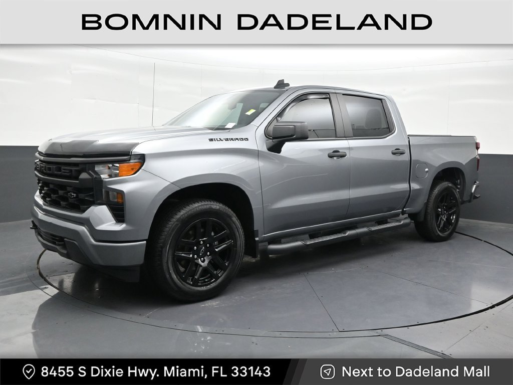 Used 2024 Chevrolet Silverado 1500 Custom w/ Turbomax Blackout Package RWD image 1