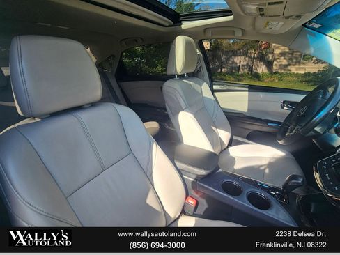 Used 2013 Toyota Avalon XLE Premium FWD image 15