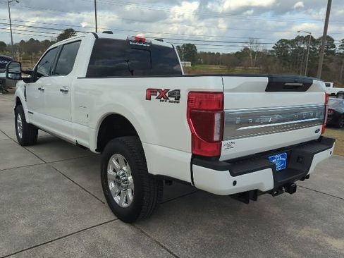 Used 2021 Ford F250 Platinum image 5