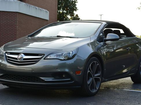 Used 2018 Buick Cascada Premium FWD image 22