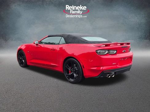 Used 2021 Chevrolet Camaro SS RWD image 8