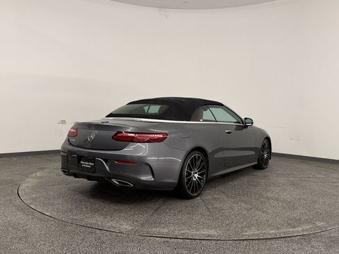 Used 2023 Mercedes-Benz E 450 Cabriolet image 8