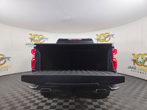 Used 2019 Chevrolet Silverado 1500 Custom Trail Boss w/ Custom Convenience Package AWD/4WD image 32