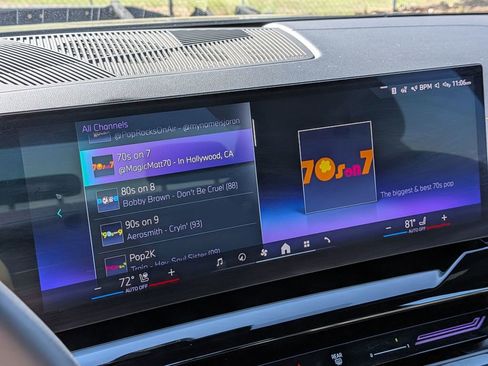 Used 2025 BMW 530i image 8